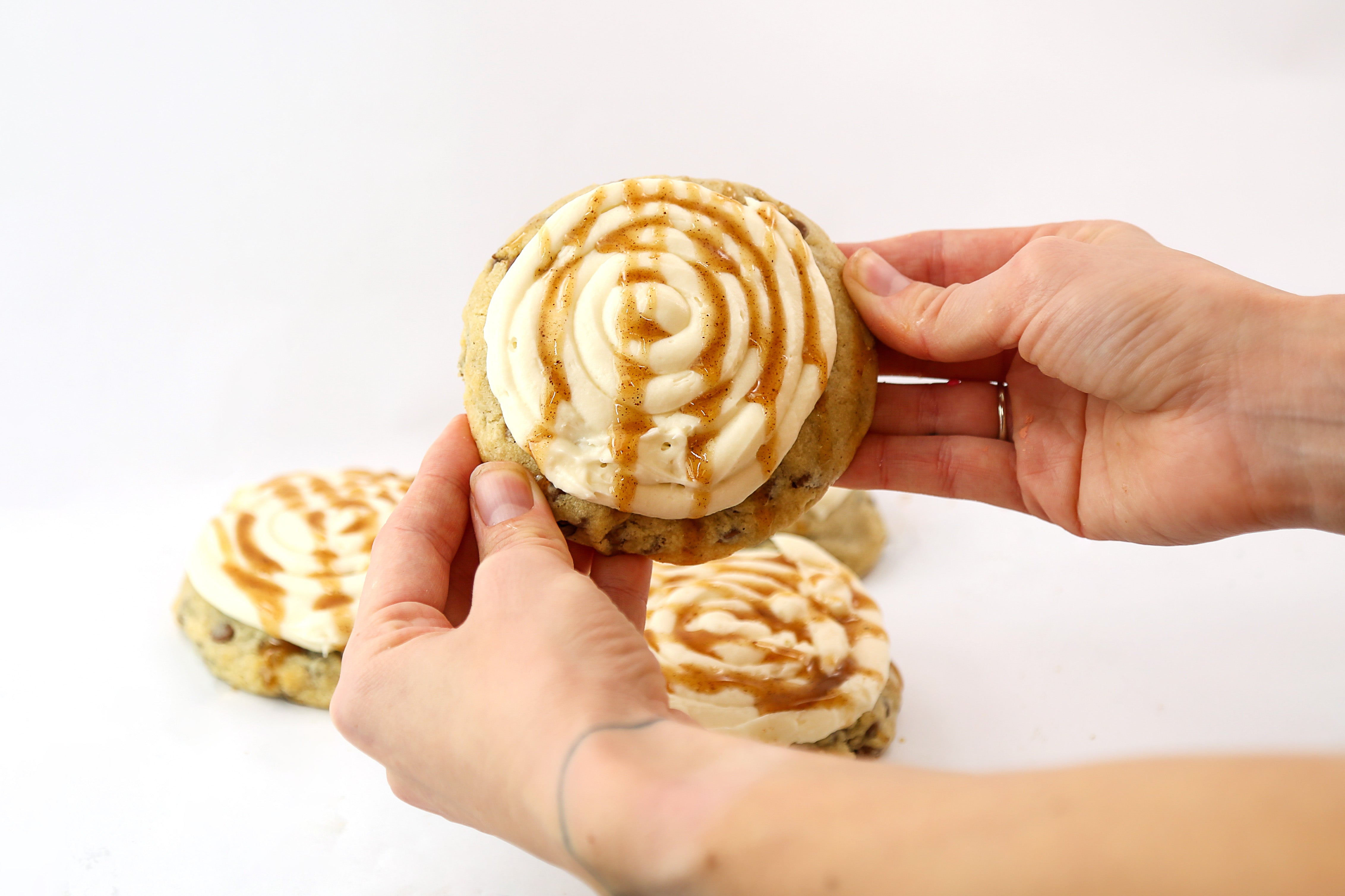 Cinnamon Roll Cookie