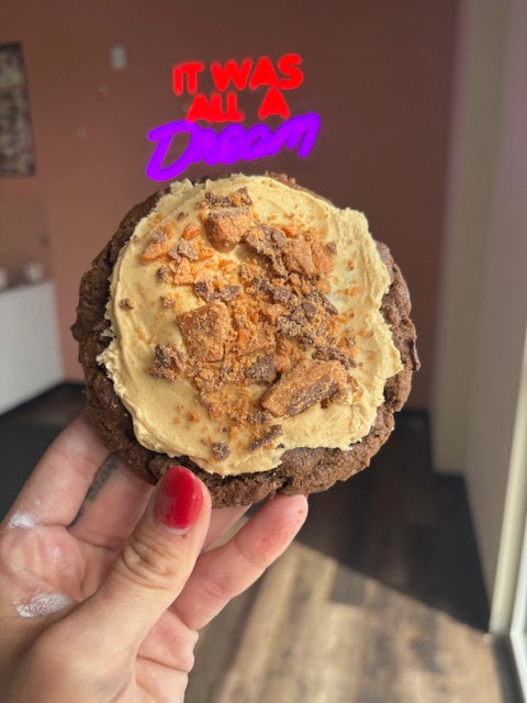 Peanut Butter Butterfinger Cookie