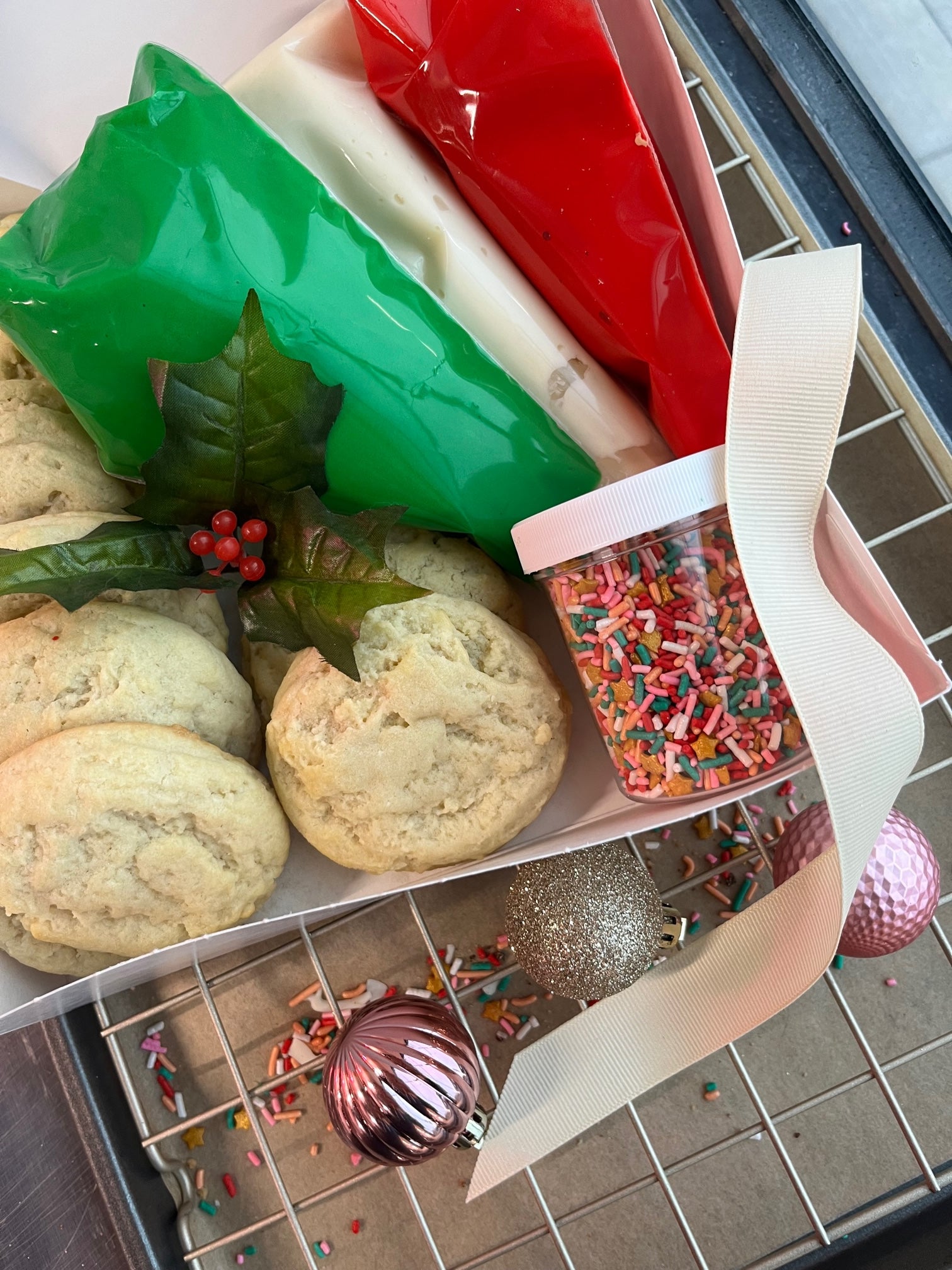 Holiday Sugar Cookie Decorating Kit